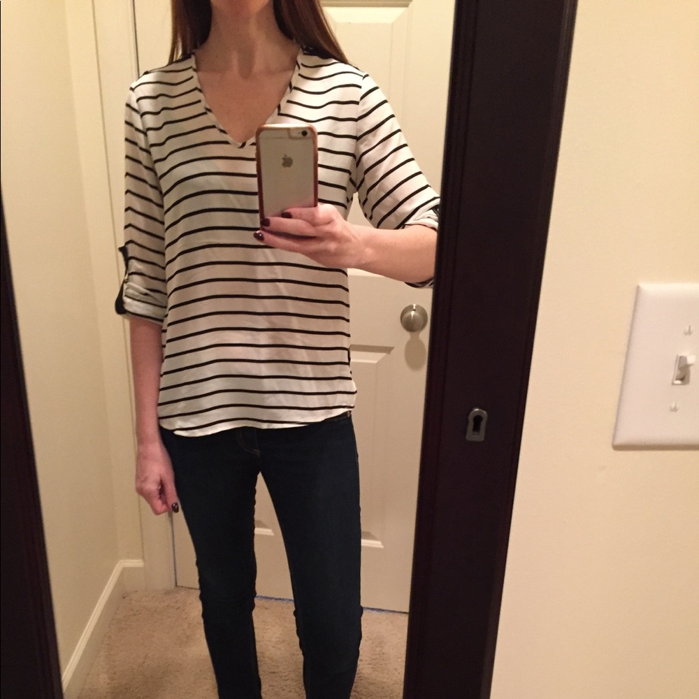 Fun2Fun Tab Sleeve Blouse - XS - NWT